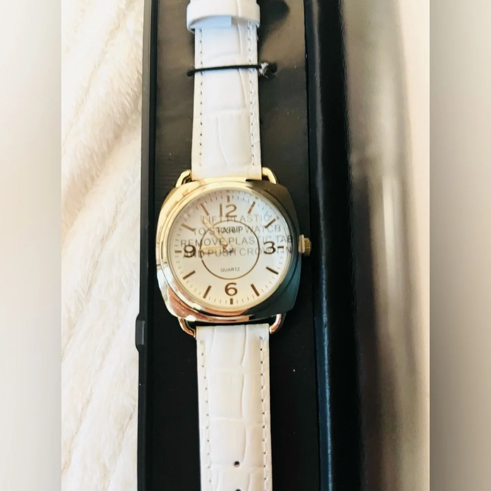 Gossip Gold and White Timepiece Watch